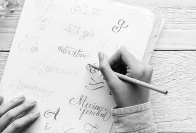 34岁萨拉赫独造两球仍难掩一个事实：利物浦的争四全靠这条老腿