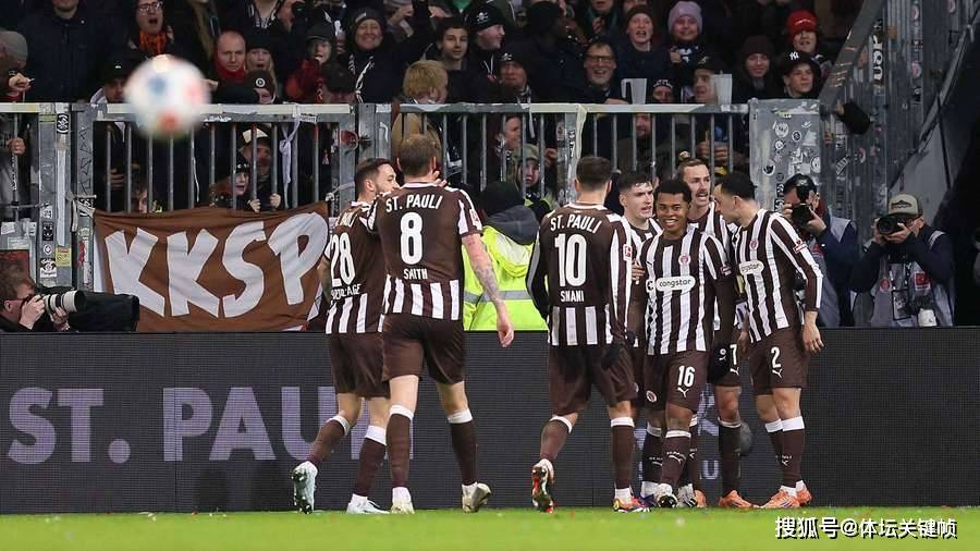 德甲第23轮：圣保利赢球上岸，斯图加特遭垫底逼平，弗赖堡升第七